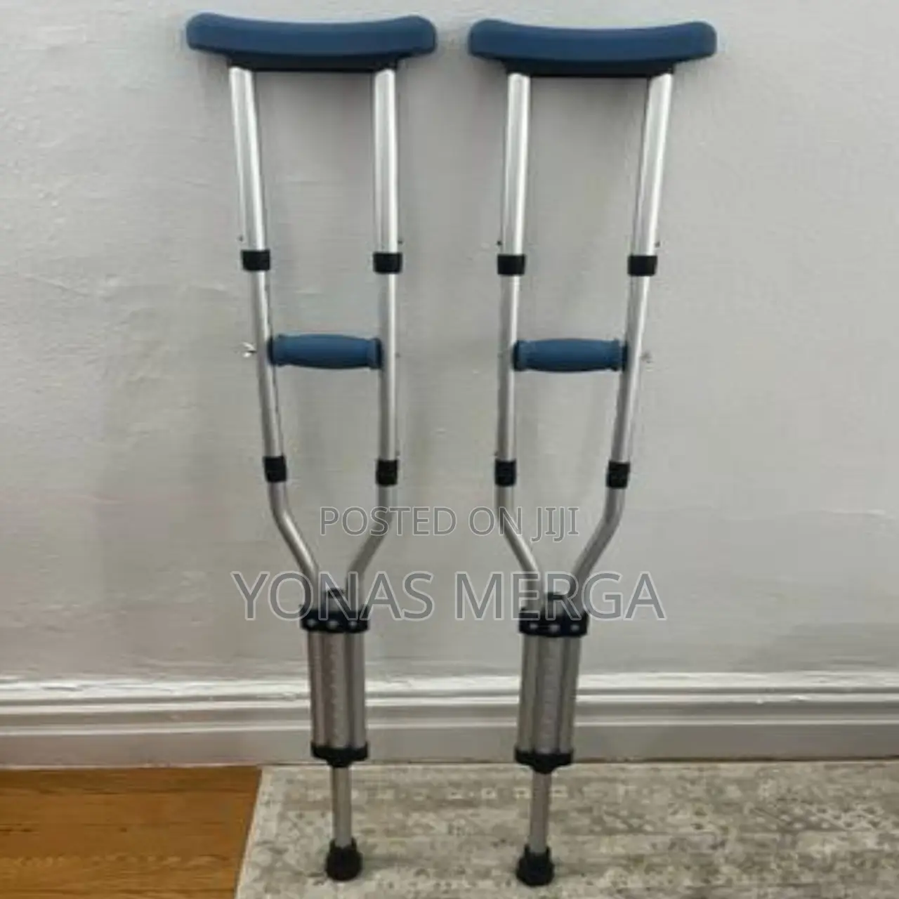 Crutches/Underarm Pad and Handgrip - (Danville / San Ramon)