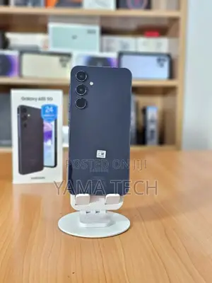 Photo - New Samsung Galaxy A55 256 GB Black