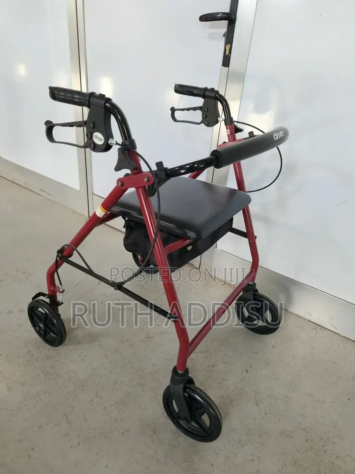 Four Wheel Walker棵菜walker榮民walker榮譽walker間隔walker弼我walker