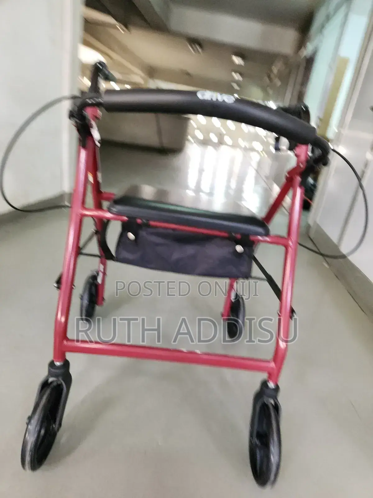 With Seat Walker材我walker覶我walker鑽研walker瞞住walker骨折walker