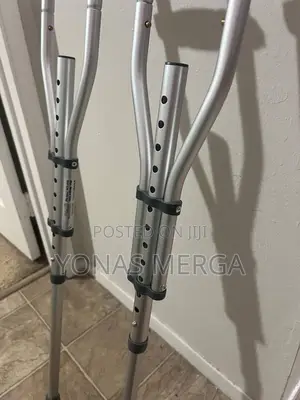 Crutches臥٤stable Rubber Bush٩٩helpful for Those Who Walk