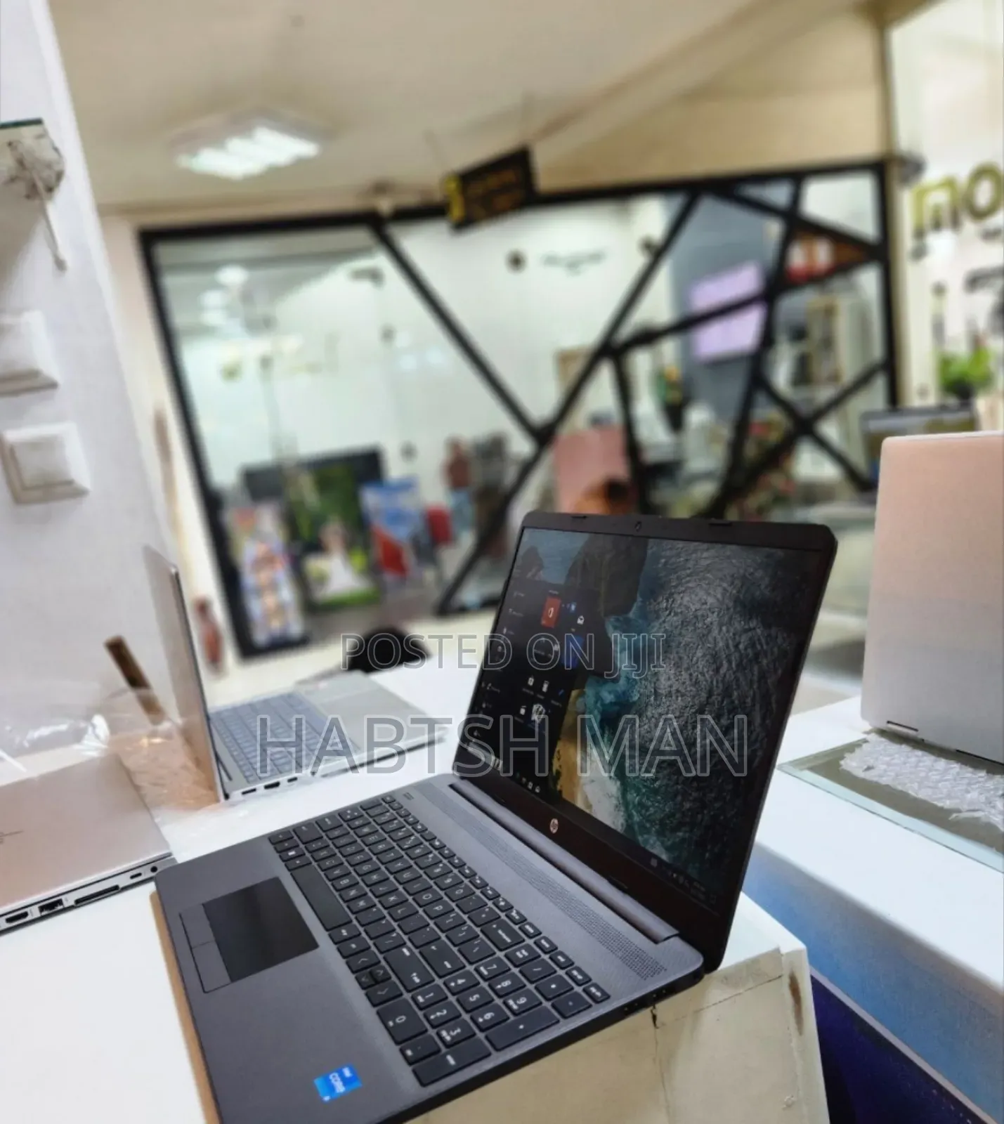 New Laptop HP Stream Notebook 8GB Intel Core I5 SSD 512GB