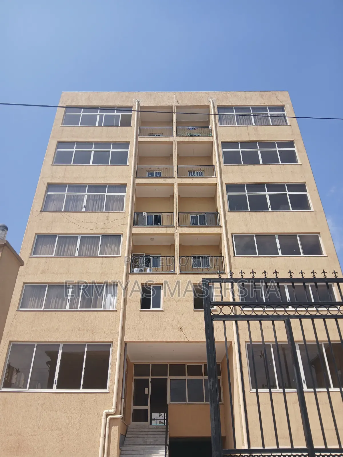 Furnished 2bdrm Apartment in Arada for sale