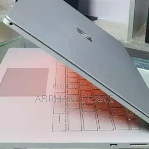 Photo - New Laptop Microsoft Surface Book 3 16GB Intel Core I7 SSD 256GB