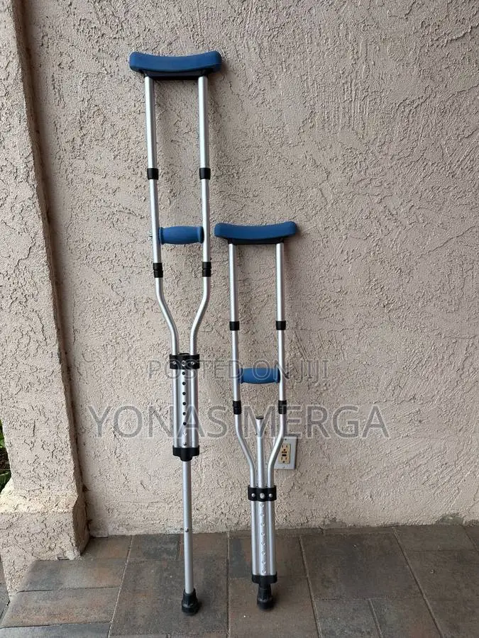 Crutches//ክራንች*Carex Adult Push Button Aluminum Crutches 1ct