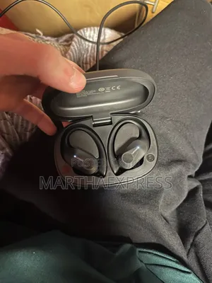 Photo - Lenovo Thinkplus Lp75 Wireless Earbuds Earhook