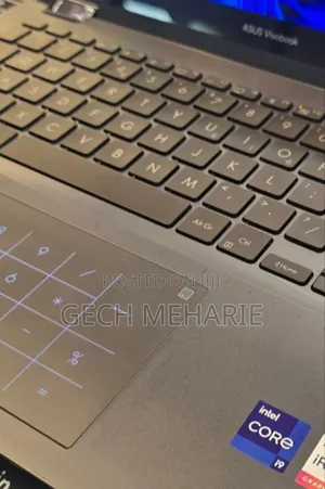 New Laptop Asus VivoBook 15 X505BA 16GB Intel Core I9 SSD 512GB