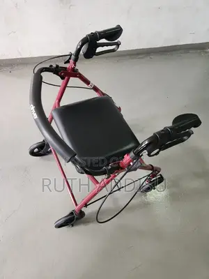 Photo - Walker本報with Seat Walker愛吃walker覶我walker政治walker版畫walker New