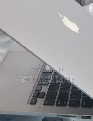 New Laptop Apple MacBook Pro 2015 16GB Intel Core I5 SSD 512GB