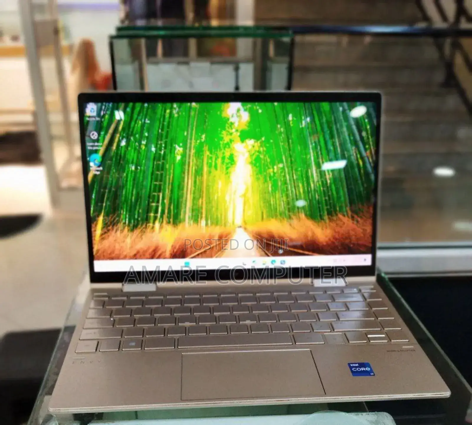 New Laptop HP Envy X360 8GB Intel Core I7 SSD 1T