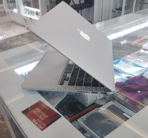 Photo - New Laptop Apple MacBook Pro 2015 16GB Intel Core I5 SSD 512GB