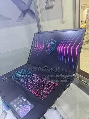 New Laptop MSI Pulse GL76 16GB Intel Core I9 SSD 512GB