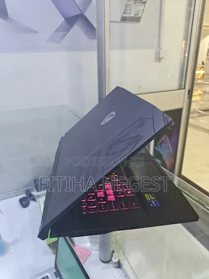 New Laptop MSI Pulse GL76 16GB Intel Core I9 SSD 512GB