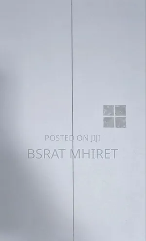 New Laptop Microsoft Surface Pro 8GB Intel Core I5 SSD 128GB