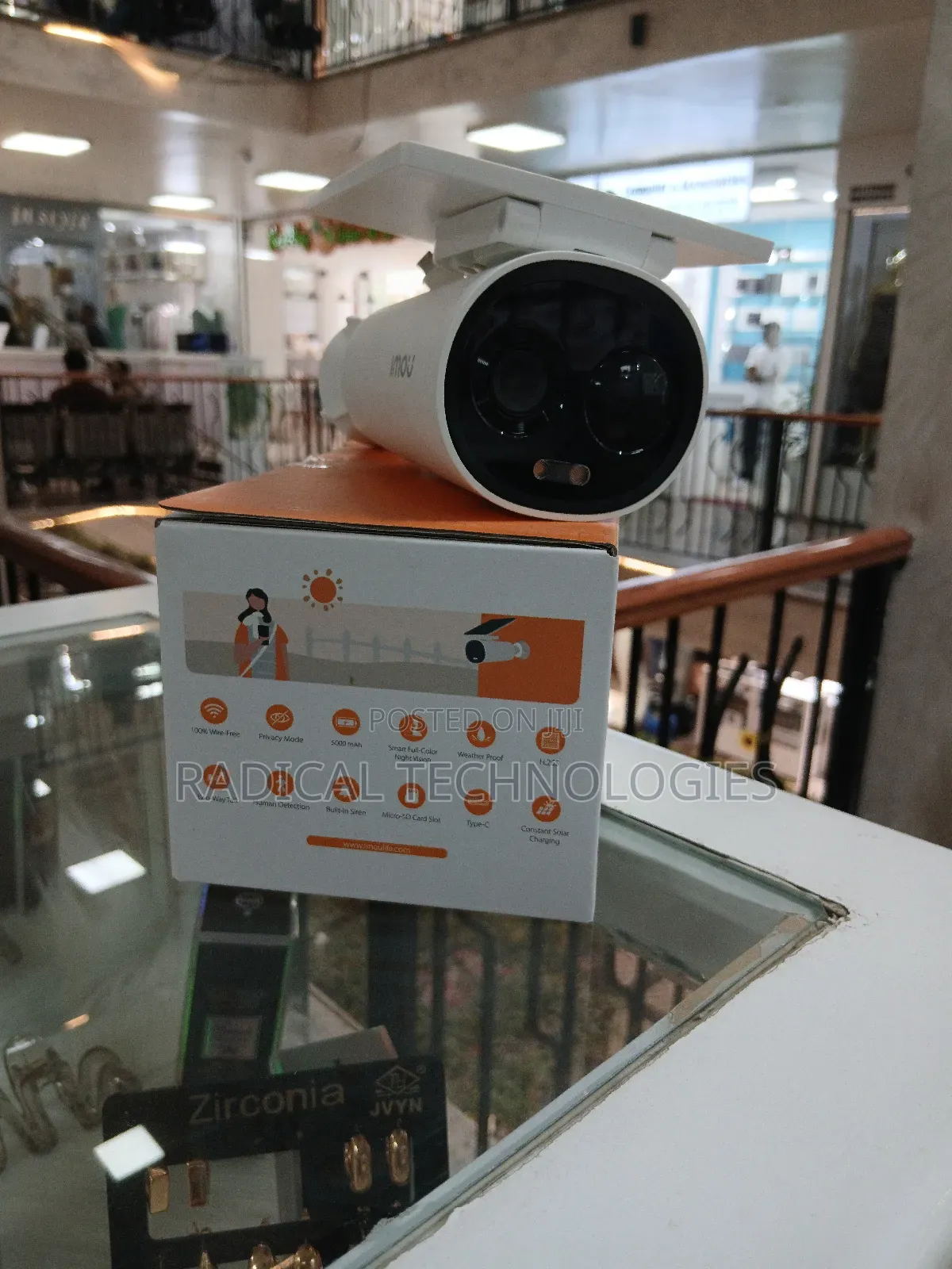 Imou Cell3c Security Camera With Solar Pannelቻርጁ 120ቀን የሚቆይ