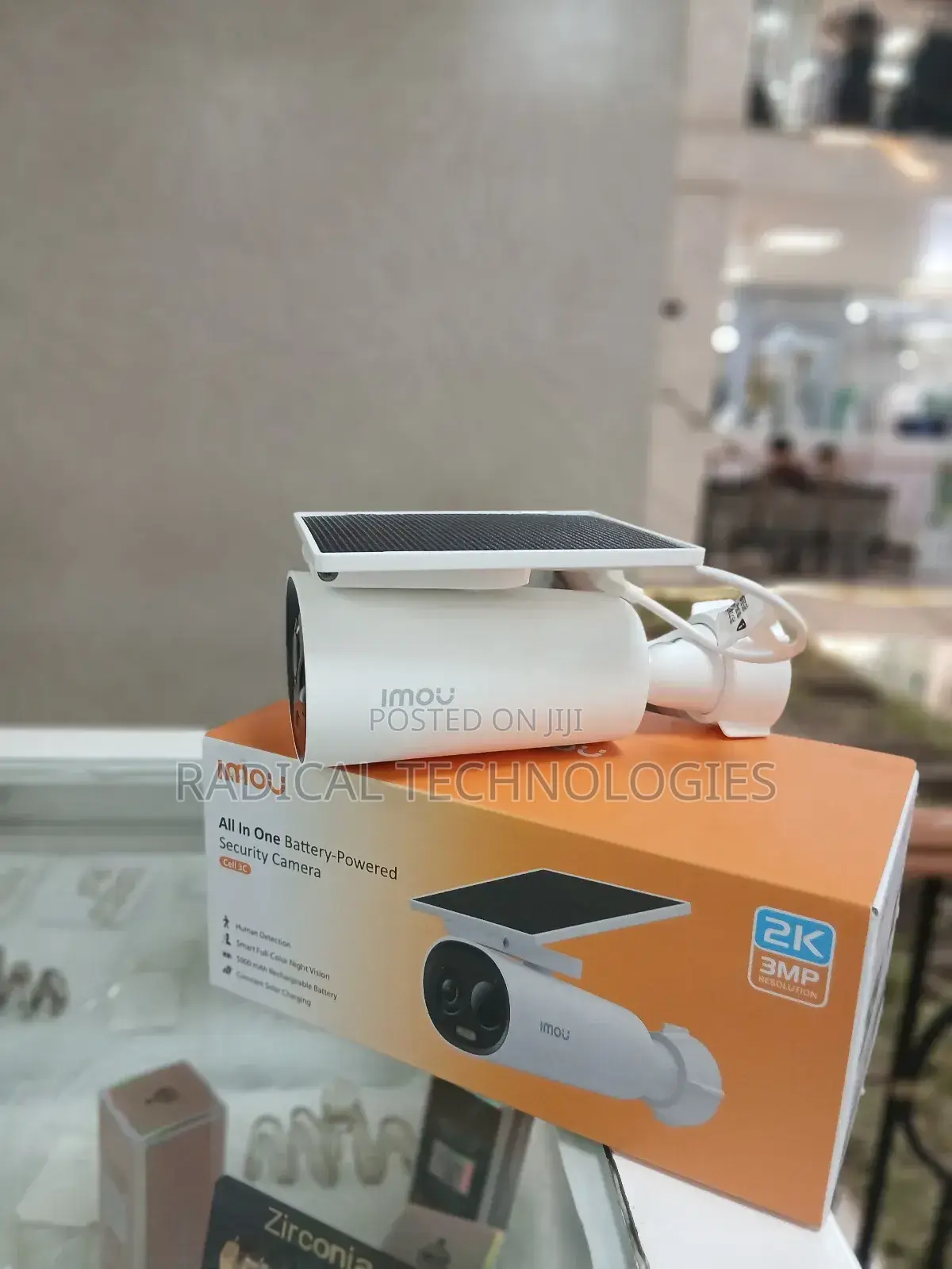 Imou Cell3c Security Camera With Solar Pannelቻርጁ 120ቀን የሚቆይ