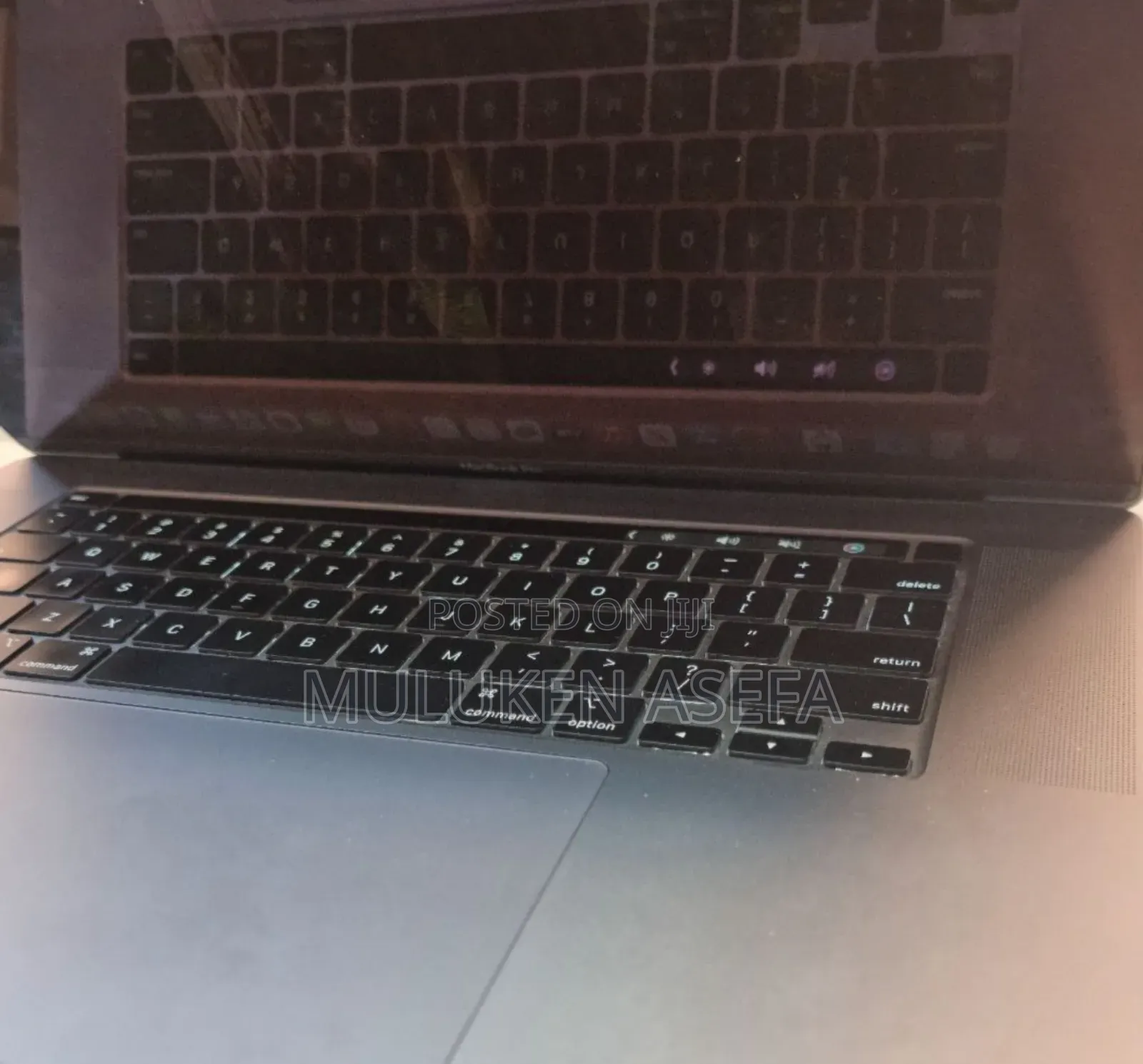 New Laptop Apple MacBook Pro 16GB Intel Core I7 SSD 512GB