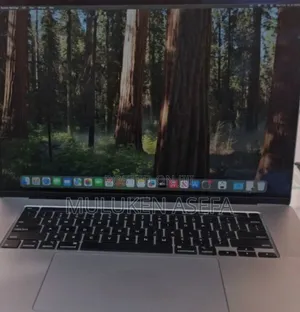 New Laptop Apple MacBook Pro 16GB Intel Core I7 SSD 512GB