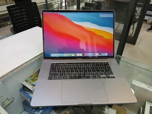 Photo - Laptop Apple MacBook Pro 2019 4GB Intel Core I7 SSD 512GB