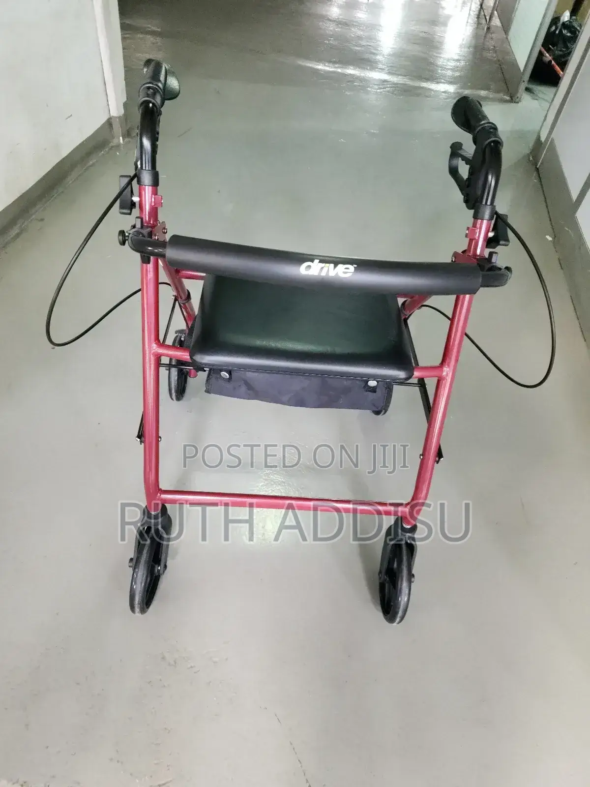 Walker榮民walker覶我walker受傷walker承諾walker炒麵walker愛吃walker New