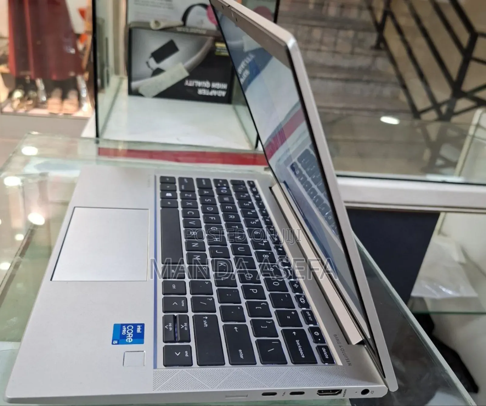 New Laptop HP EliteBook 830 G8 8GB Intel Core I5 SSD 512GB