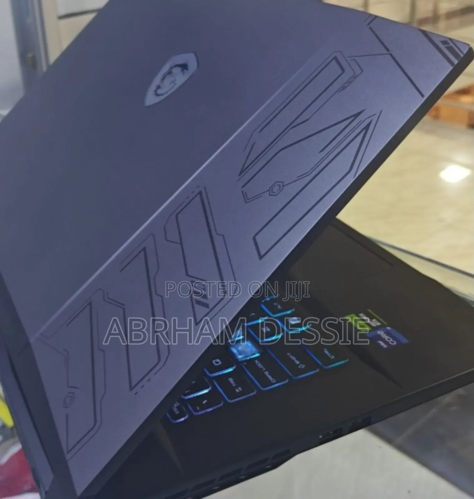 New Laptop MSI GF63 16GB Intel Core Ultra 7 SSD 1T