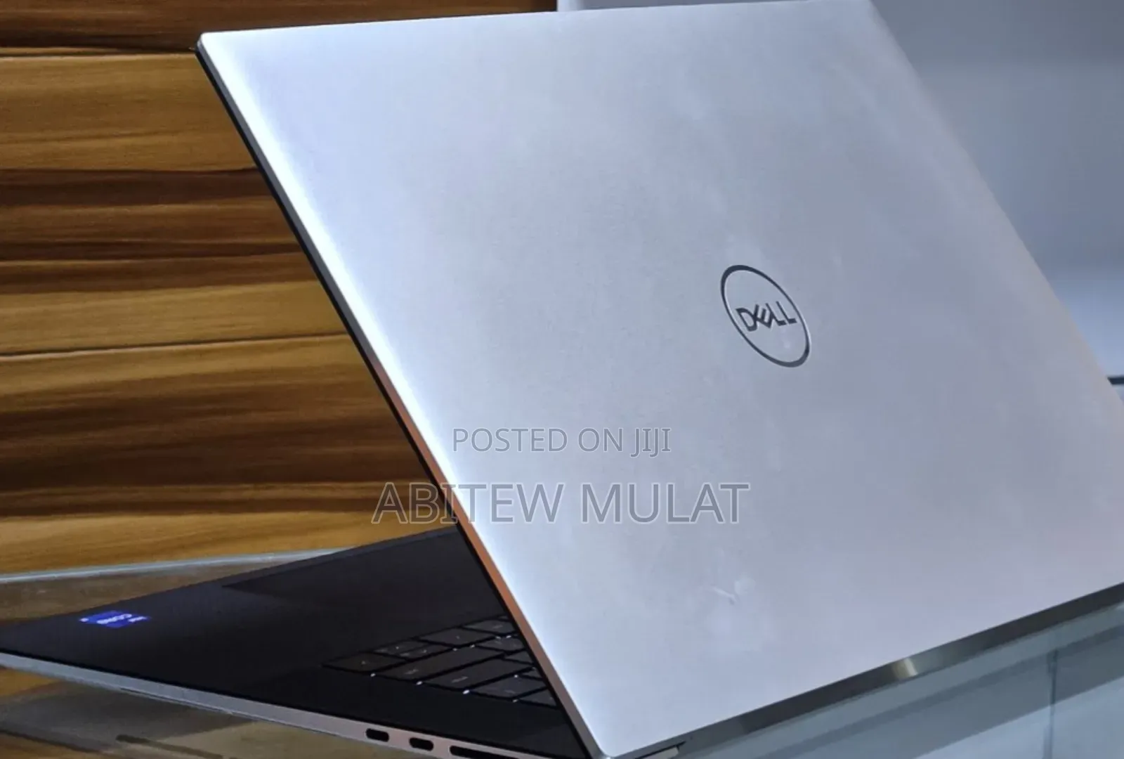 New Laptop Dell XPS 15 16GB Intel Core I7 SSD 512GB