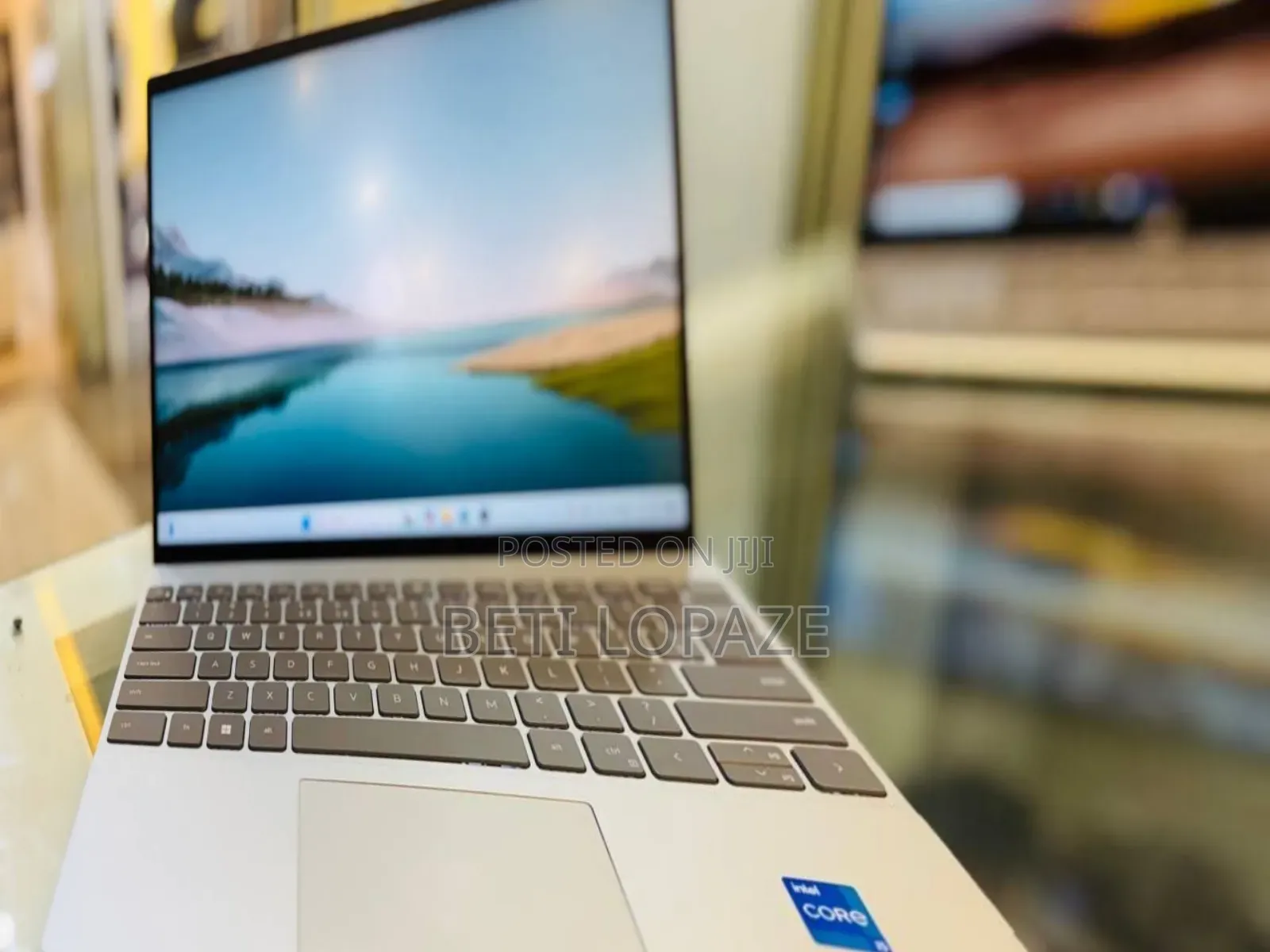 New Laptop Dell Inspiron 15 16GB Intel Core I7 SSD 512GB