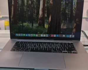 New Laptop Apple MacBook Pro 2019 16GB Intel Core I7 SSD 512GB