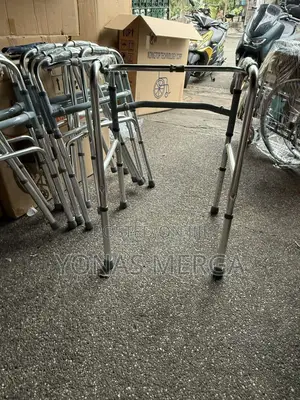 Photo - Walker Adult Ky-965l-5
Categories: Rehabilitation, Walker
