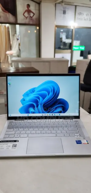 New Laptop HP Pavilion 15 8GB Intel Core I7 SSD 512GB