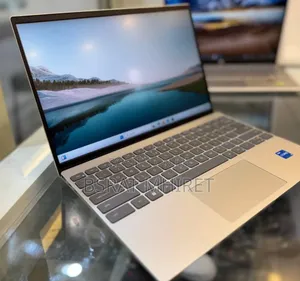 Photo - New Laptop Dell Insprion 11Z 16GB Intel Core I5 SSD 512GB