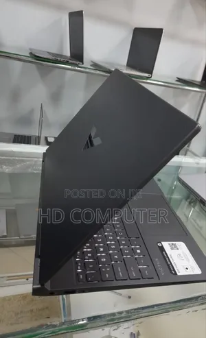 New Laptop HP Victus 15 16GB Intel Core I7 SSD 512GB