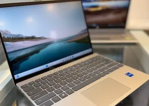 New Laptop Dell 16GB Intel Core I5 SSD 512GB