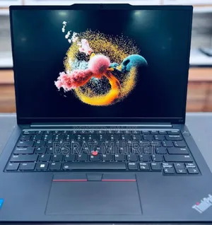 Photo - New Laptop Lenovo ThinkPad Yoga 32GB Intel Core I7 SSD 512GB