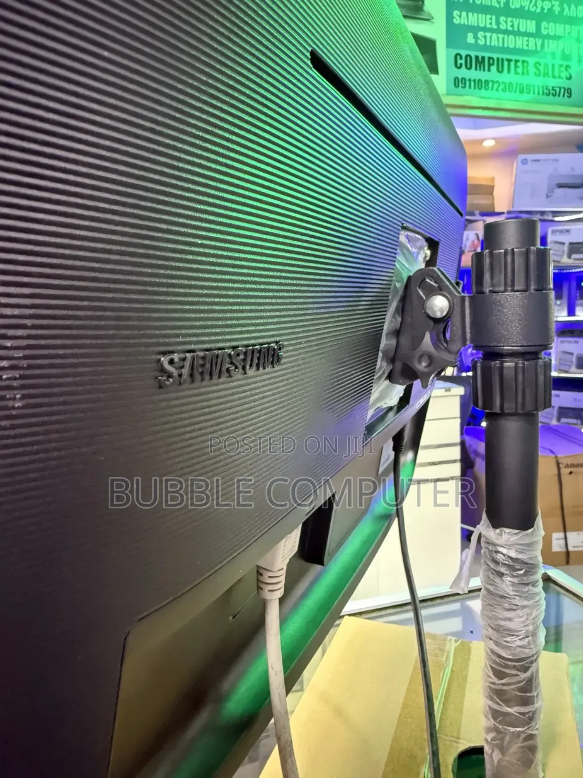 Samsung 27-Inch Frameless Monitor Resolution