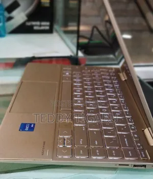 New Laptop HP Envy X360 8GB Intel Core I7 SSD 1T
