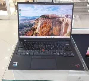 New Laptop Lenovo ThinkPad X1 Carbon 16GB Intel Core I5 SSD 512GB