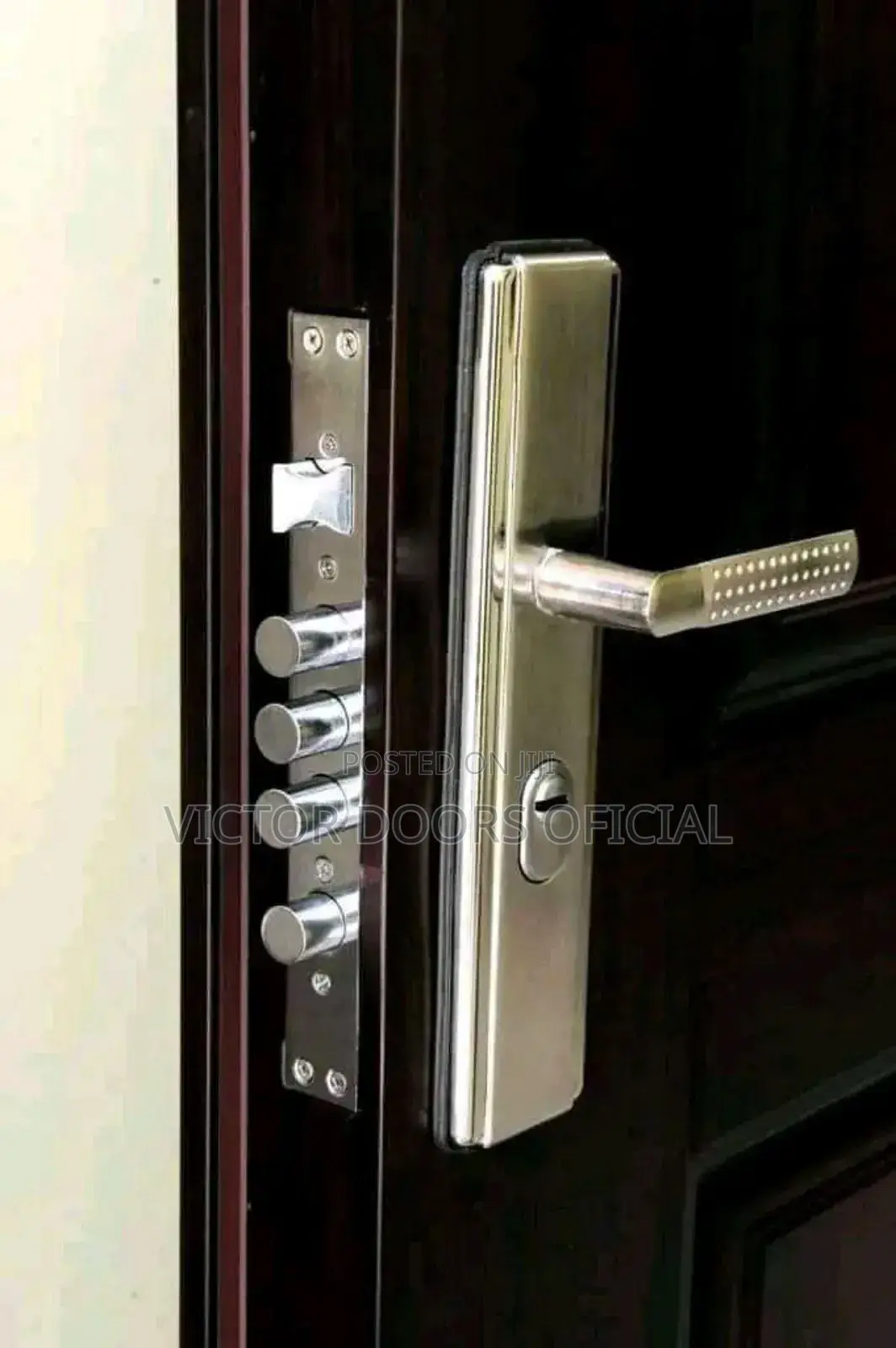 Victor Door