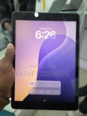 New Apple iPad 10.2 (2021) 128 GB