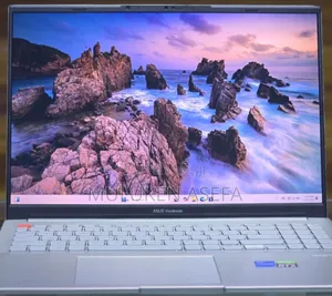 New Laptop Asus VivoBook 15 X505BA 16GB Intel Core I7 SSD 512GB