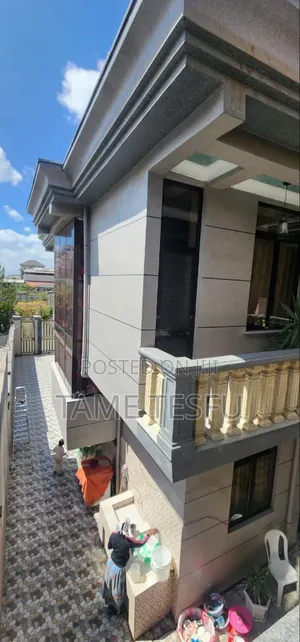 Furnished 6bdrm House in Hayat, Bole for sale