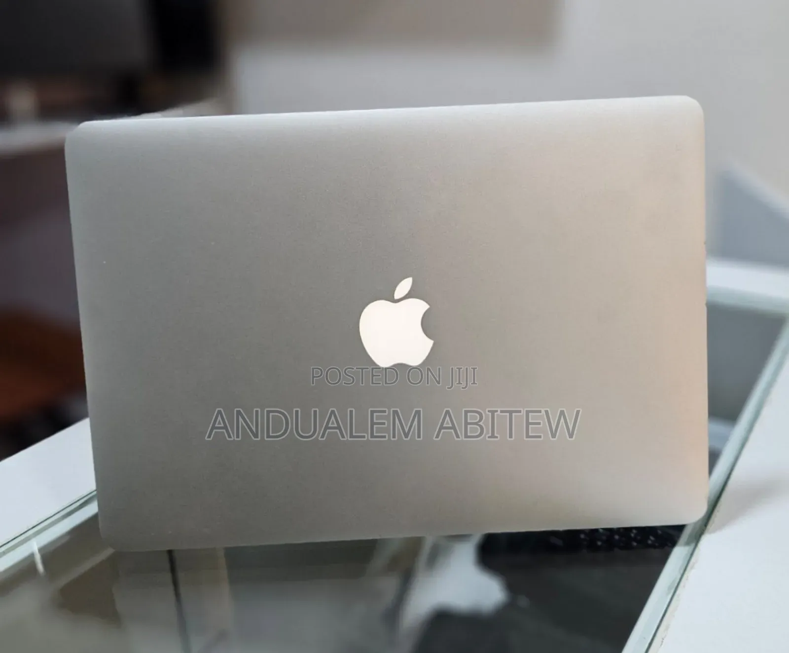New Laptop Apple MacBook Air 2011 4GB Intel Core I5 SSD 128GB