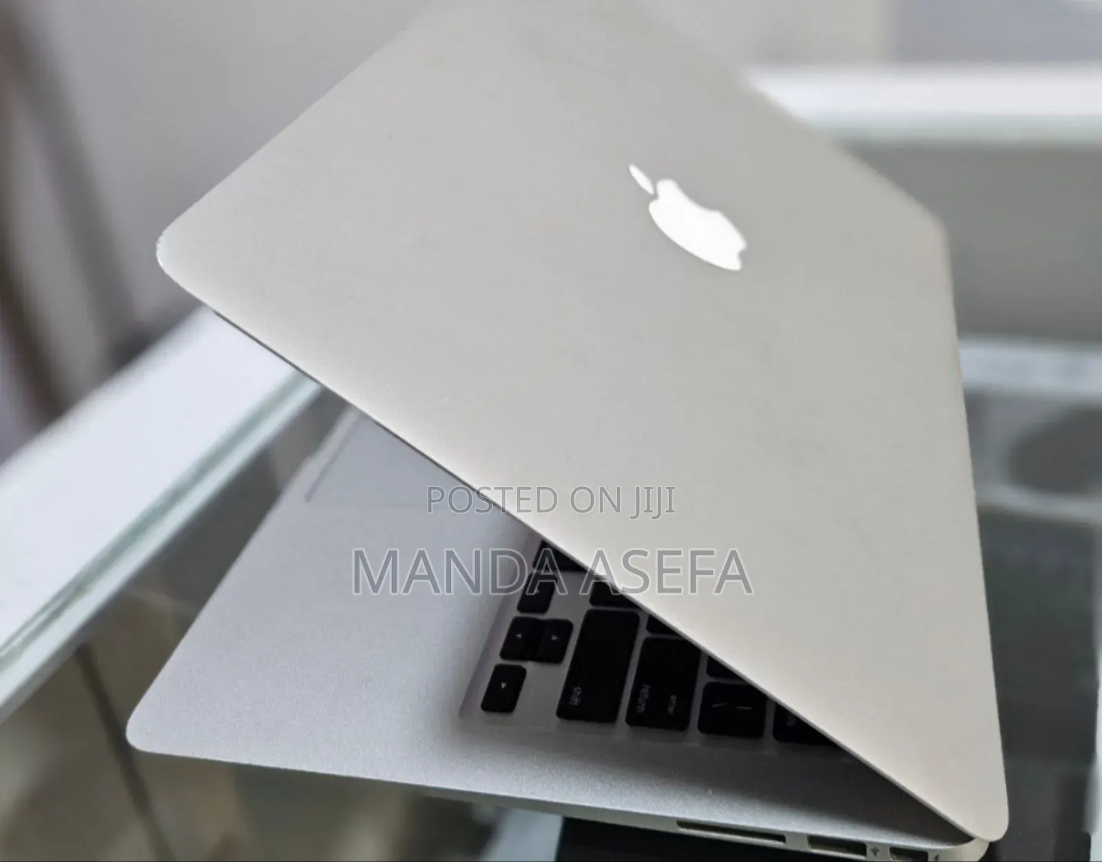 New Laptop Apple MacBook Air 2011 4GB Intel Core I5 SSD 128GB