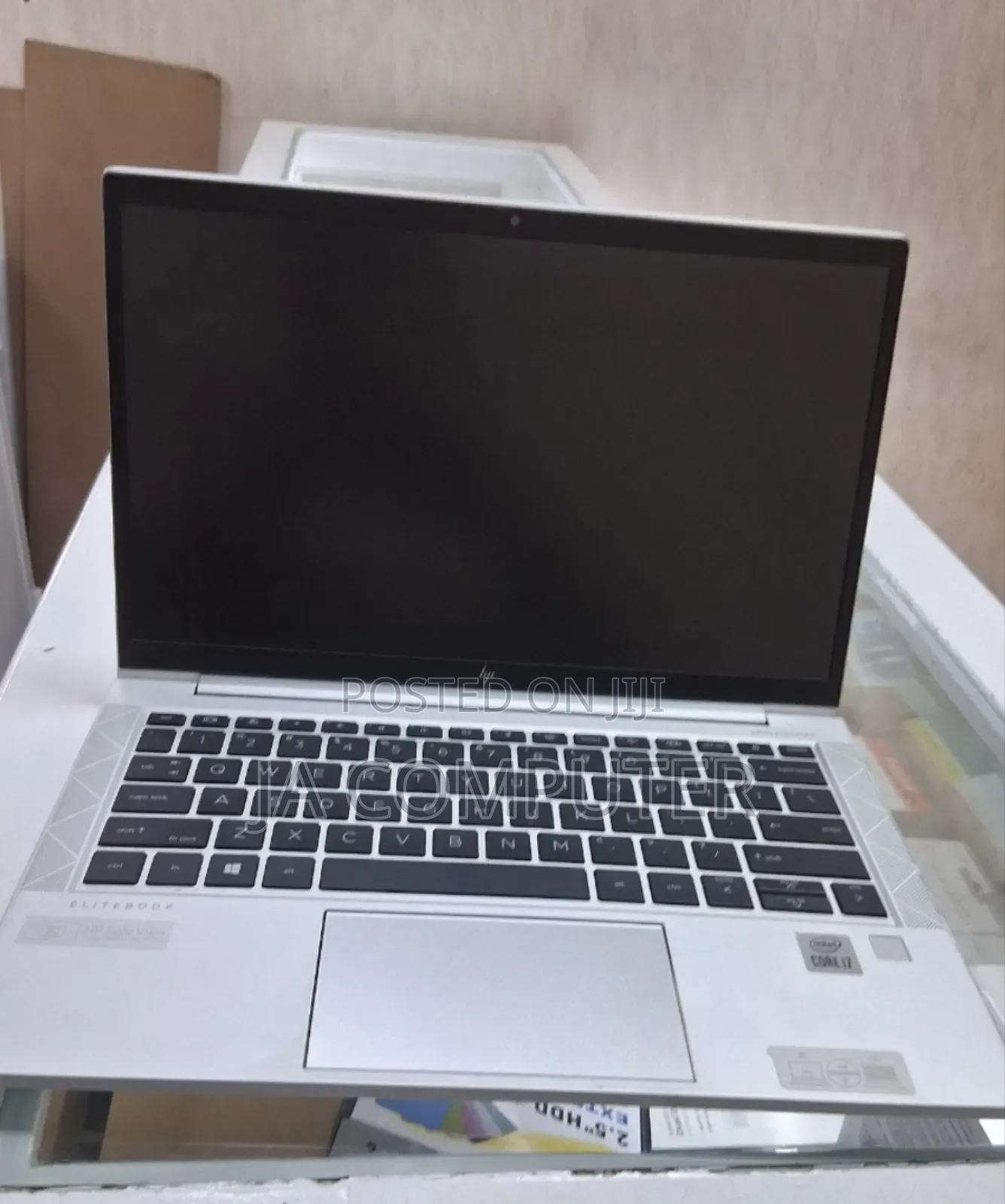New Laptop HP EliteBook 830 G8 16GB Intel Core I7 SSD 512GB