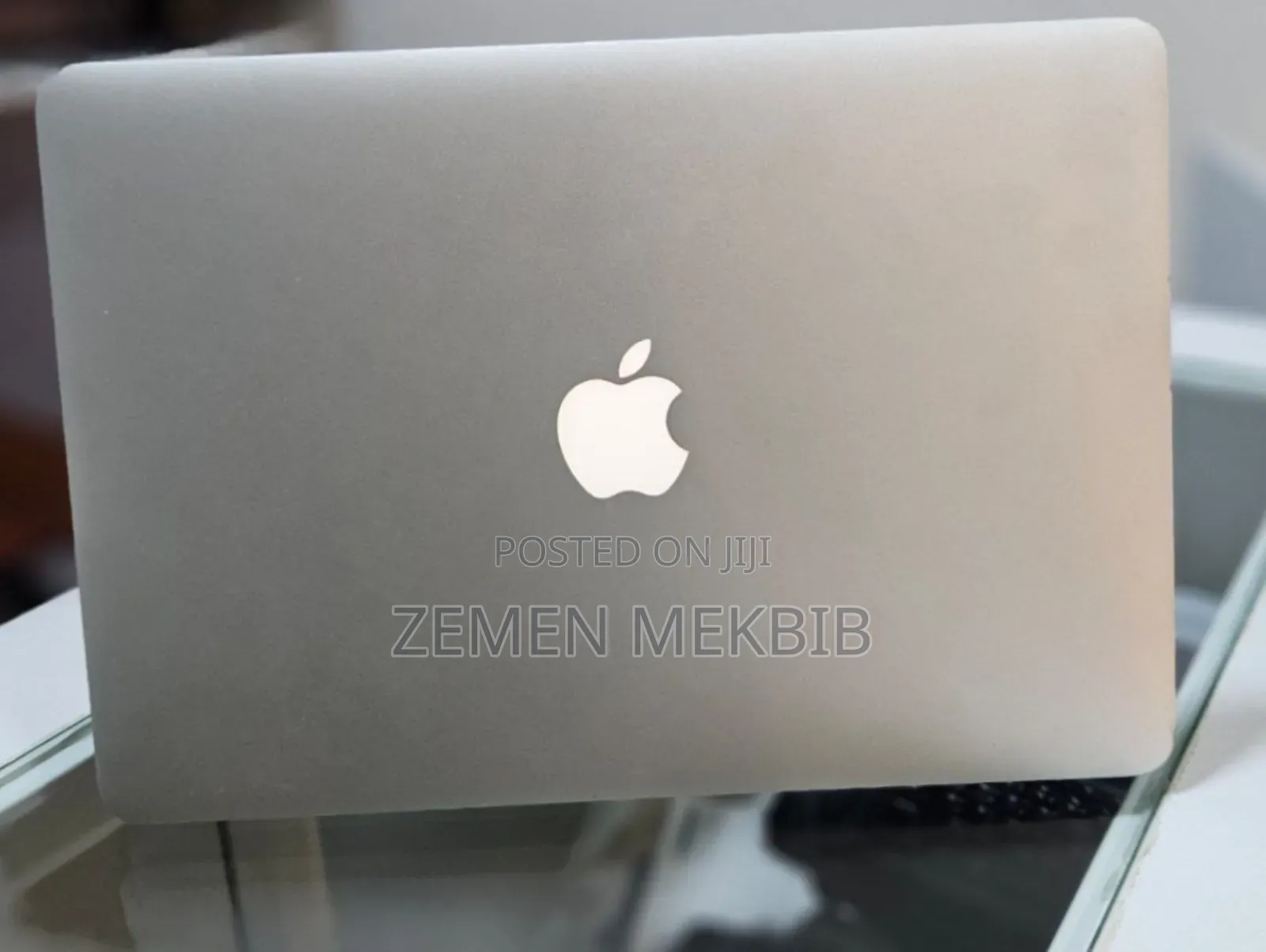 New Laptop Apple MacBook Air 2011 4GB Intel Core I5 SSD 128GB