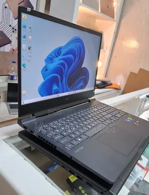 Photo - New Laptop HP Victus 16 16GB Intel Core I7 SSD 1T