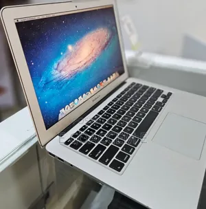 New Laptop Apple MacBook 4GB Intel Core I5 SSD 128GB