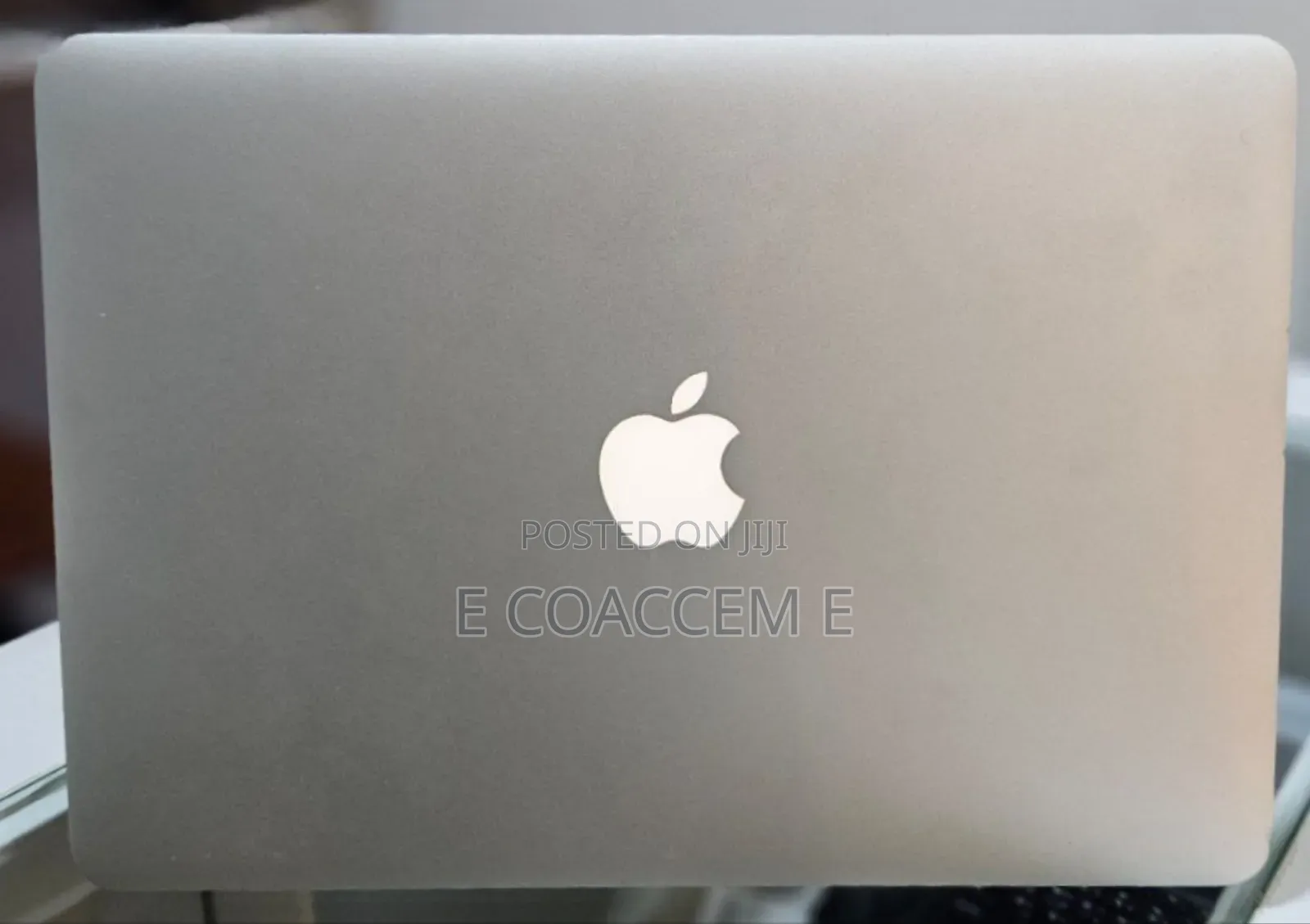 New Laptop Apple MacBook 4GB Intel Core I5 SSD 128GB