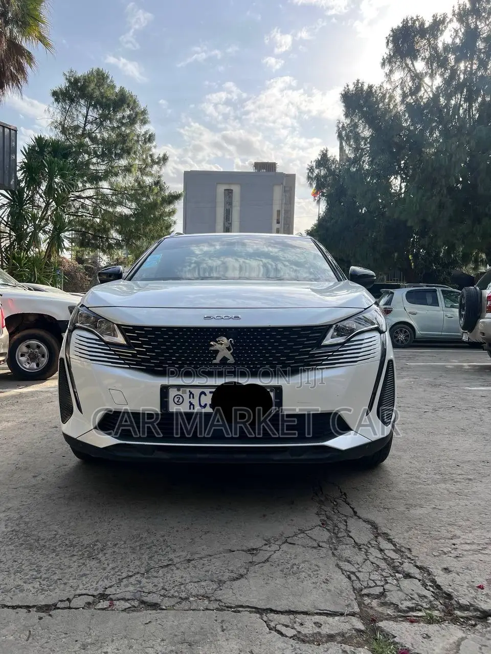 Peugeot 5008 2022 White